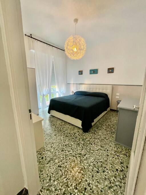 2-Bedroom Sunny Sea View With Balcony, La Casa Di Christine 蒙特罗索阿尔马雷 外观 照片