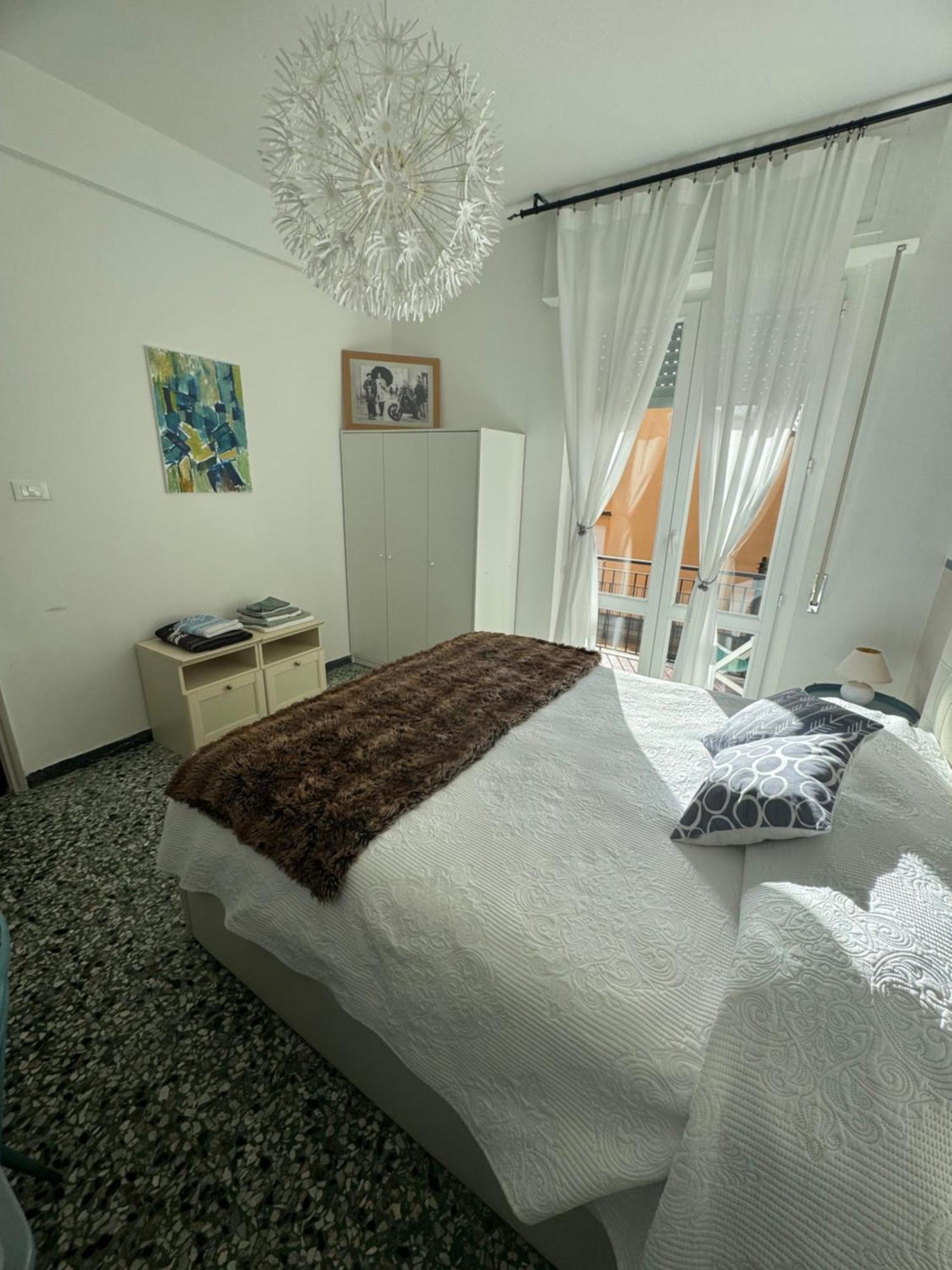 2-Bedroom Sunny Sea View With Balcony, La Casa Di Christine 蒙特罗索阿尔马雷 外观 照片